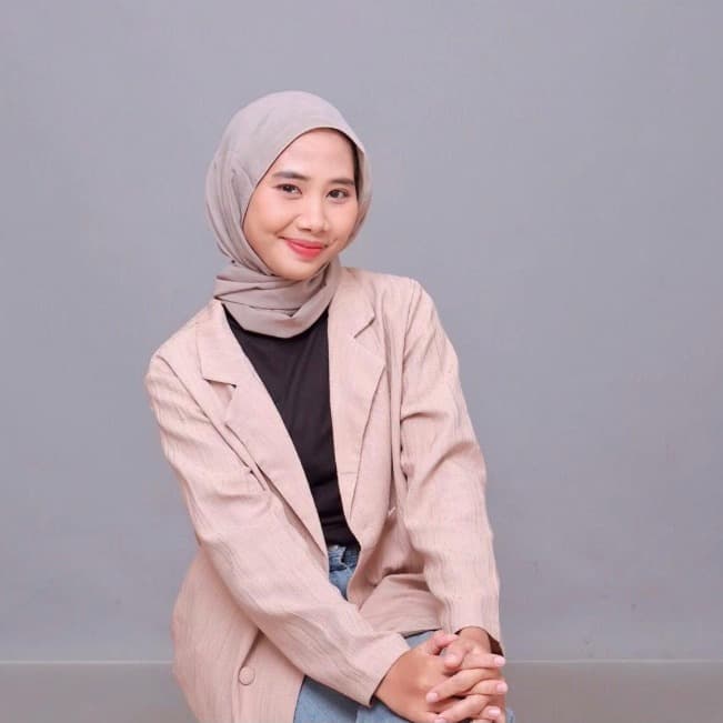 image Aulia Rahmawati