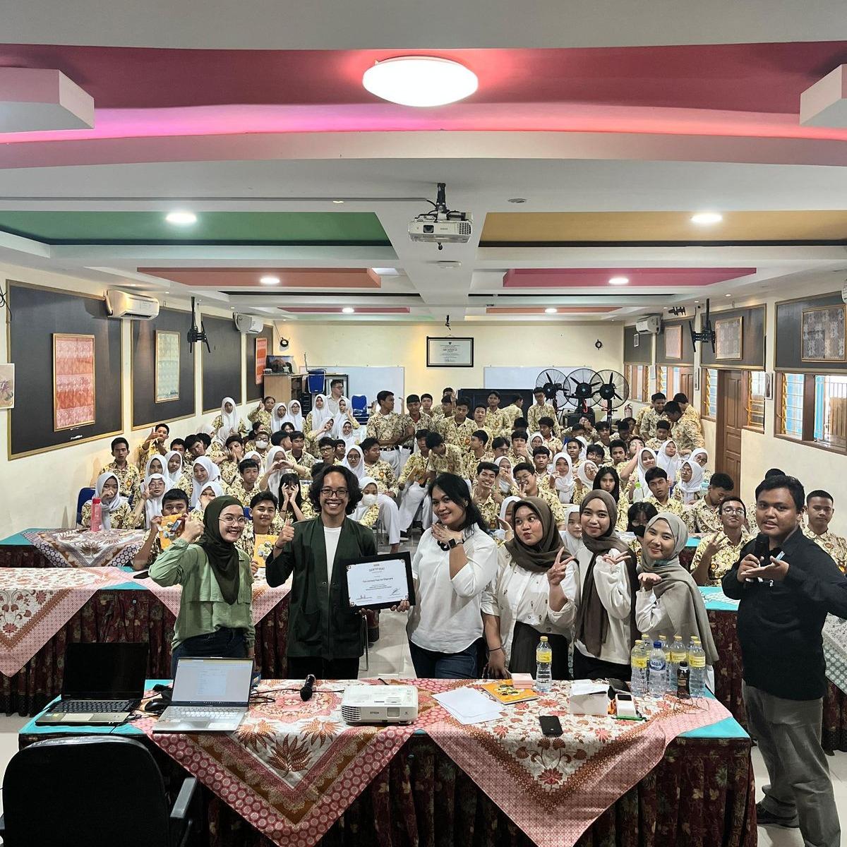 Break the Silence : Pentingnya Edukasi Seks dan Mental Health untuk Remaja